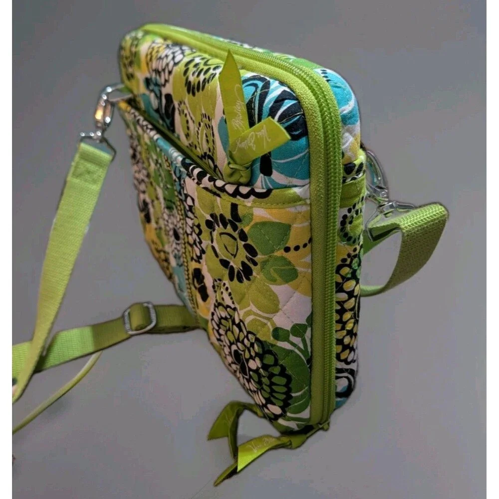 Vera Bradley brand vera